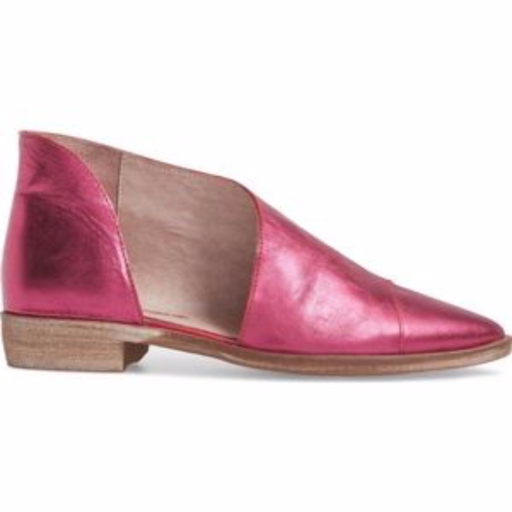 NEW! Free People Metallic Magenta Royale Flat